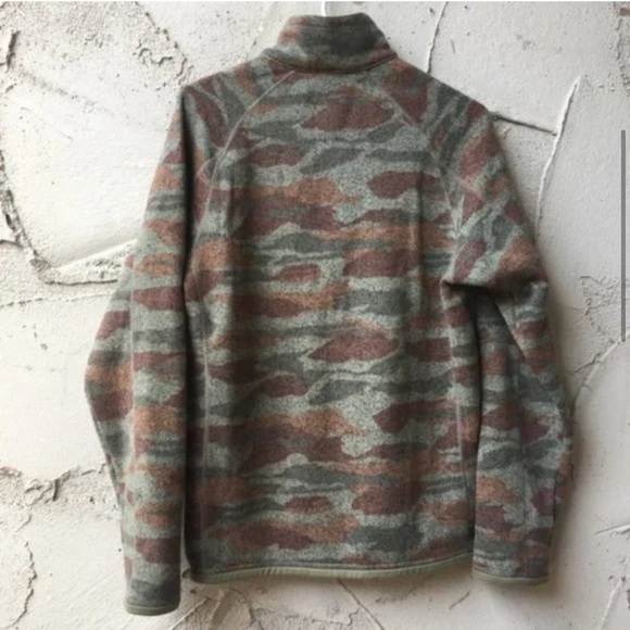 Patagonia Men's Camo Better Sweater Fleece 1/4 Zip - Picture 4 of 13